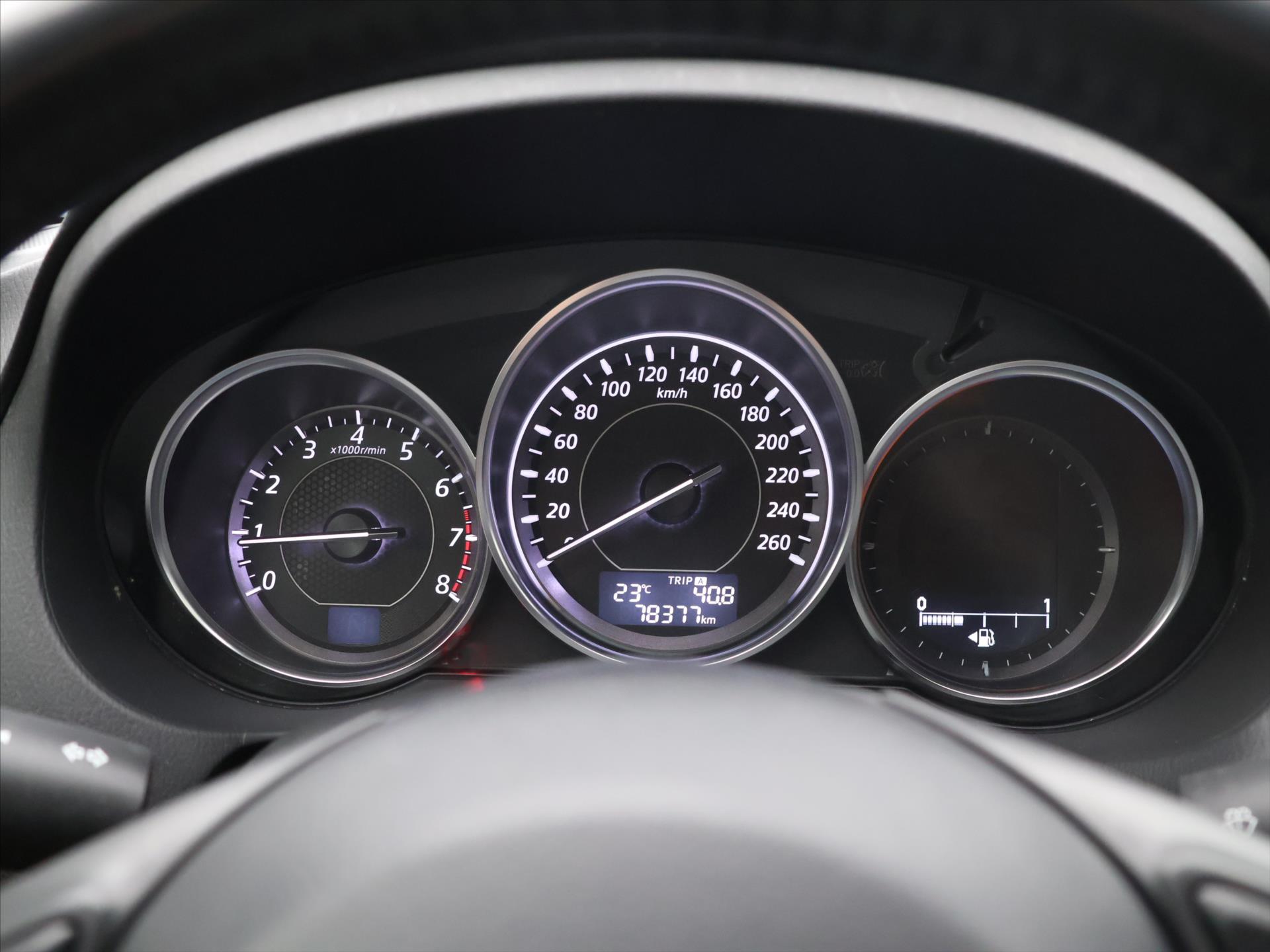 Mazda 6 2.0 107kW automatic rok 2013, 78 377 km, Česko — foto 15 z 38