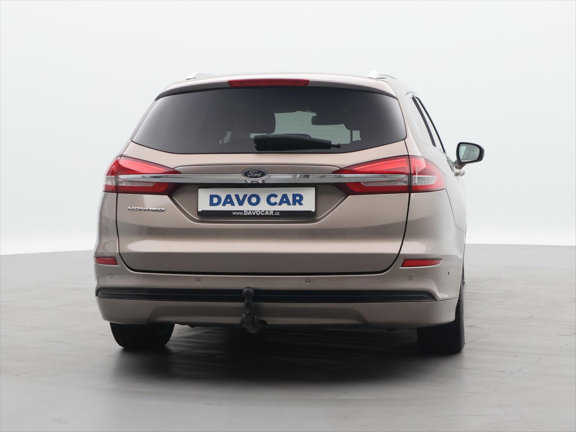 Ford Mondeo Ci Titanium 2.0 TD 110kW automatic rok 2019, 179 625 km, Česko — foto 6 z 38