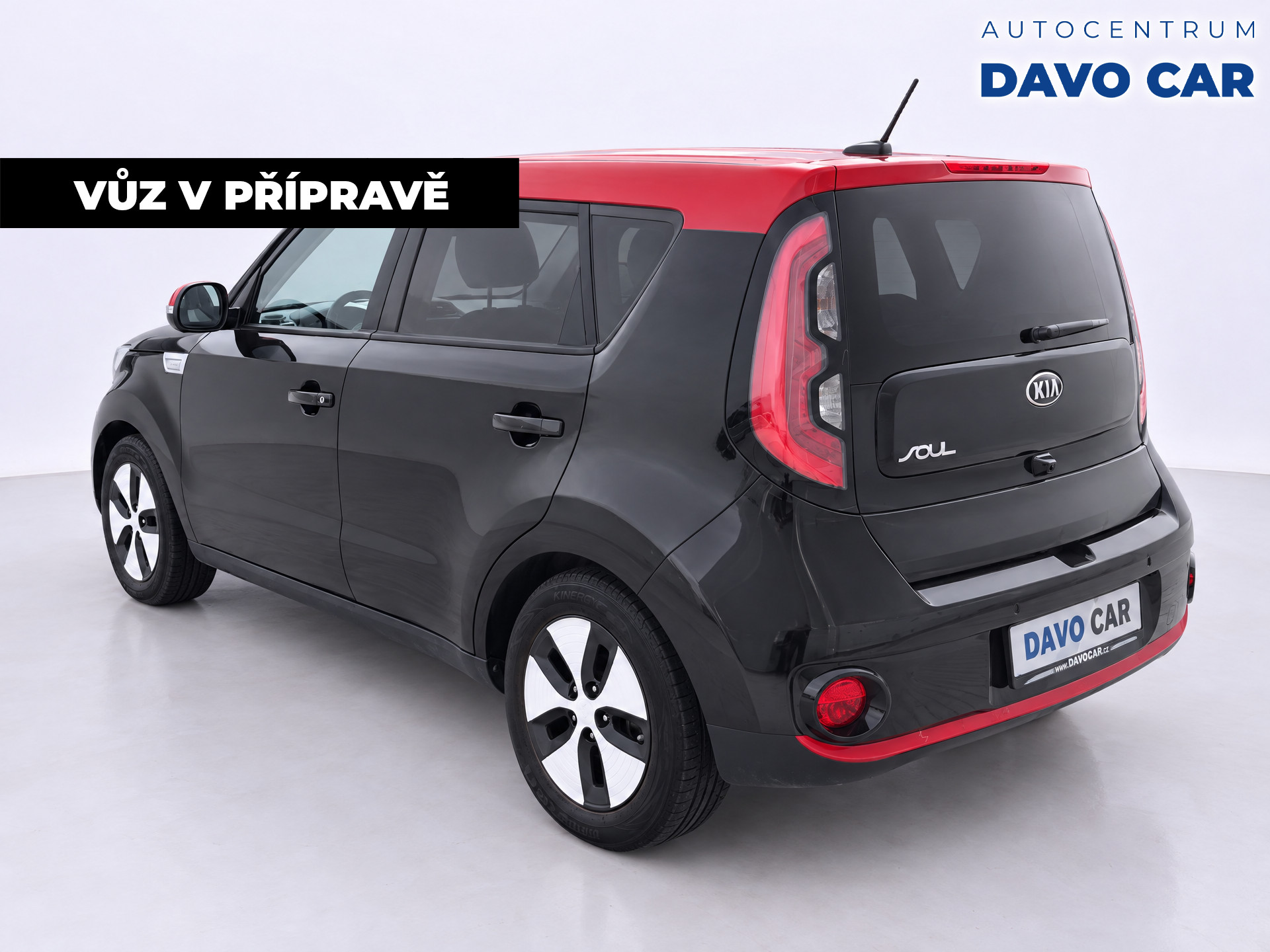 Kia e-Soul Ev 81kW 83.2 rok 2017, 48 575 km, Česko — foto 2 z 20