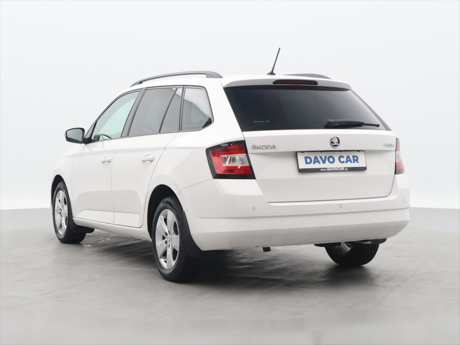 Škoda Fabia 1.0 TSI 70kW automatic rok 2018, 75 284 km, Česko — foto 5 z 46