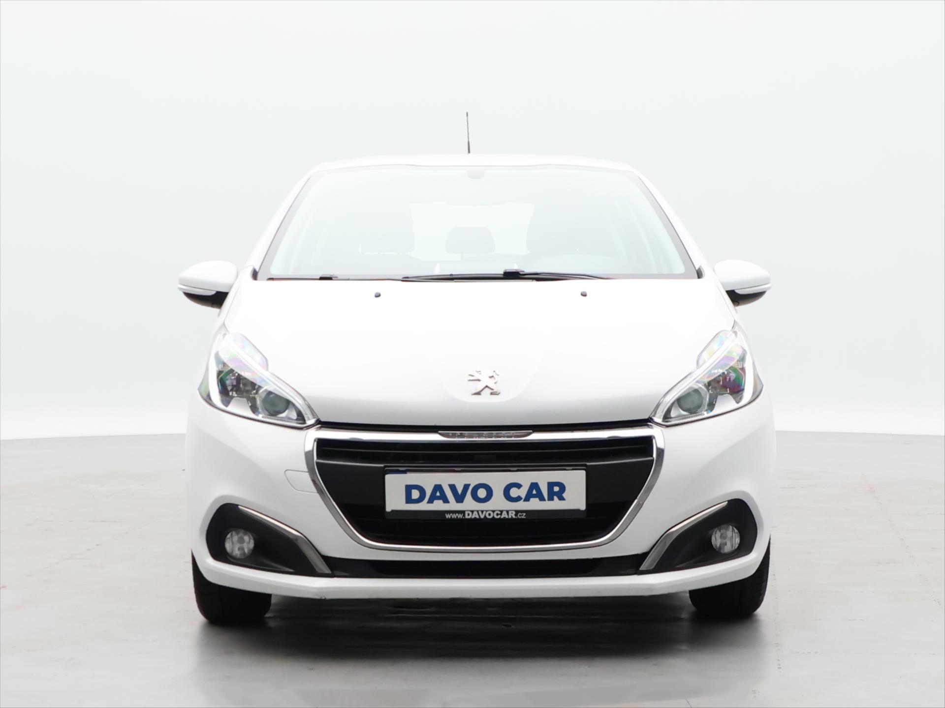 Peugeot 208 1.5 HDI 75 kW rok 2018, 86 853 km, Česko — foto 2 z 33