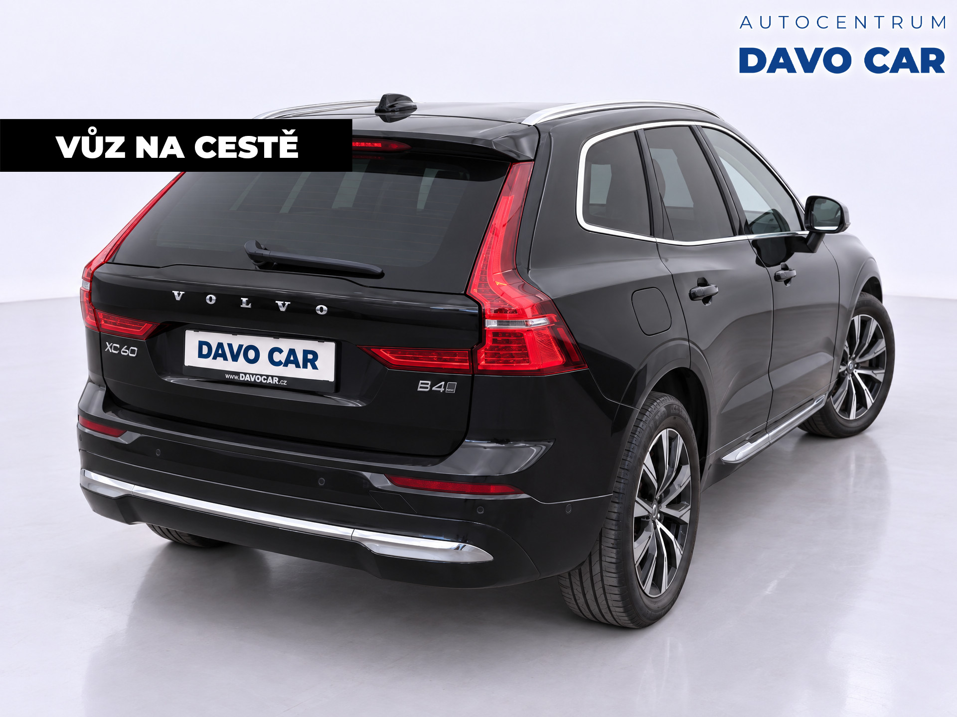 Volvo XC60 AWD 2,0 145kW rok 2022, 129 460 km, Česko — foto 3 z 18