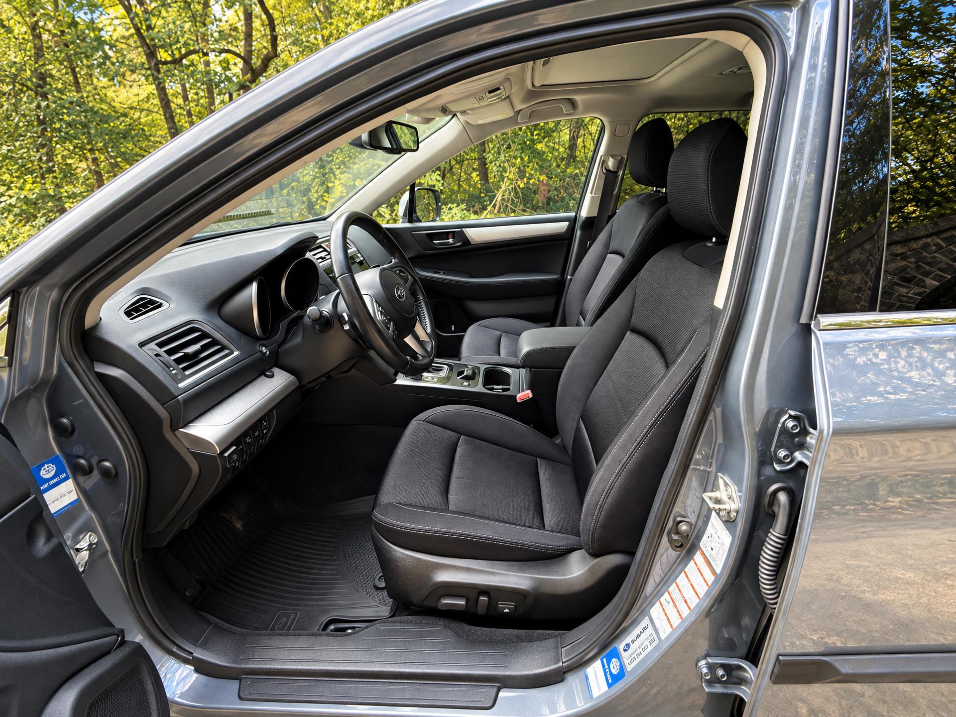 Subaru Outback 4x4 2.5i 2,5 i 129kW rok 2017, 201 219 km, Česko — foto 13 z 53