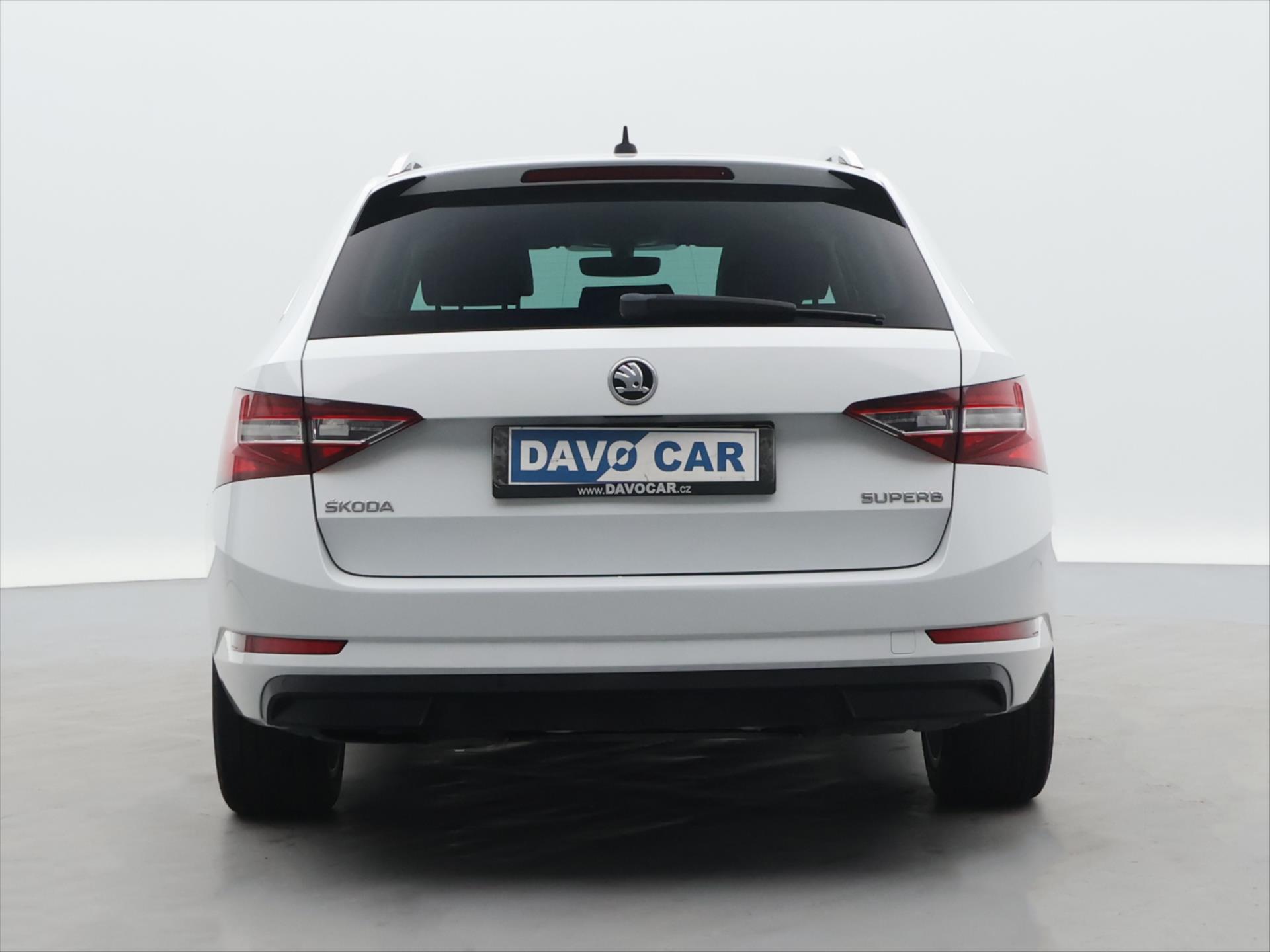 Škoda Superb Cz 2.0 TDI DSG 110 kW rok 2016, 143 493 km, Česko — foto 6 z 45