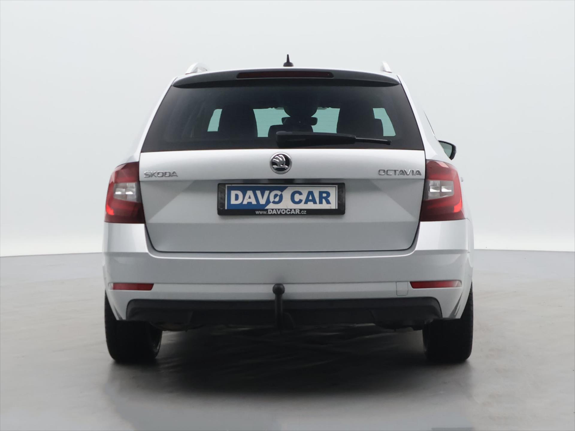 Škoda Octavia 2,0 TDI 110kW DSG rok 2020, 244 446 km, Česko — foto 6 z 44
