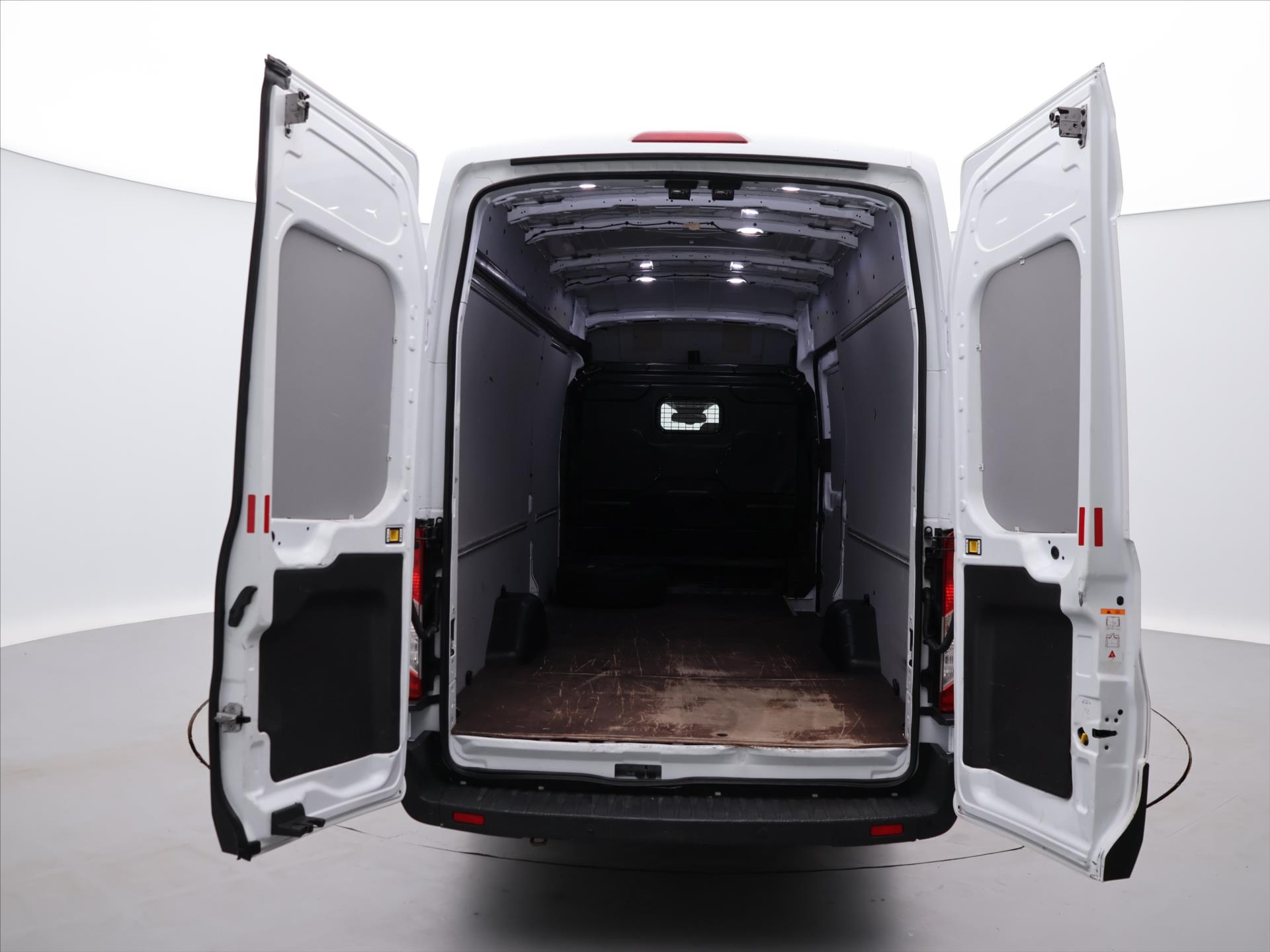 Ford Transit Ci l4h3 2.0 TD 96kW rok 2018, 171 441 km, Česko — foto 9 z 36