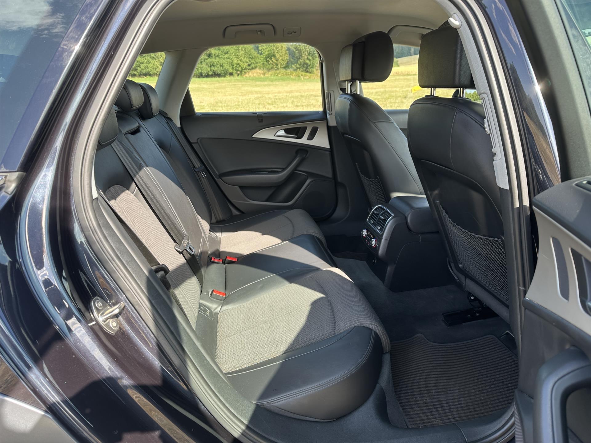 Audi a6 quattro 3,0 TDI 200kW automatic rok 2014, 162 497 km, Česko — foto 13 z 41