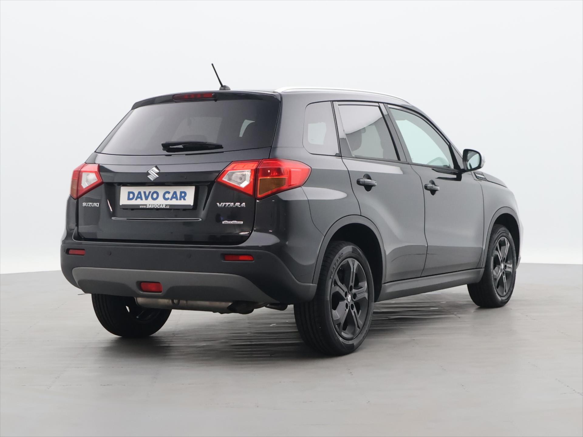 Suzuki Vitara BJet AllGrip 1.4 103kW rok 2017, 96 742 km, Česko — foto 7 z 44