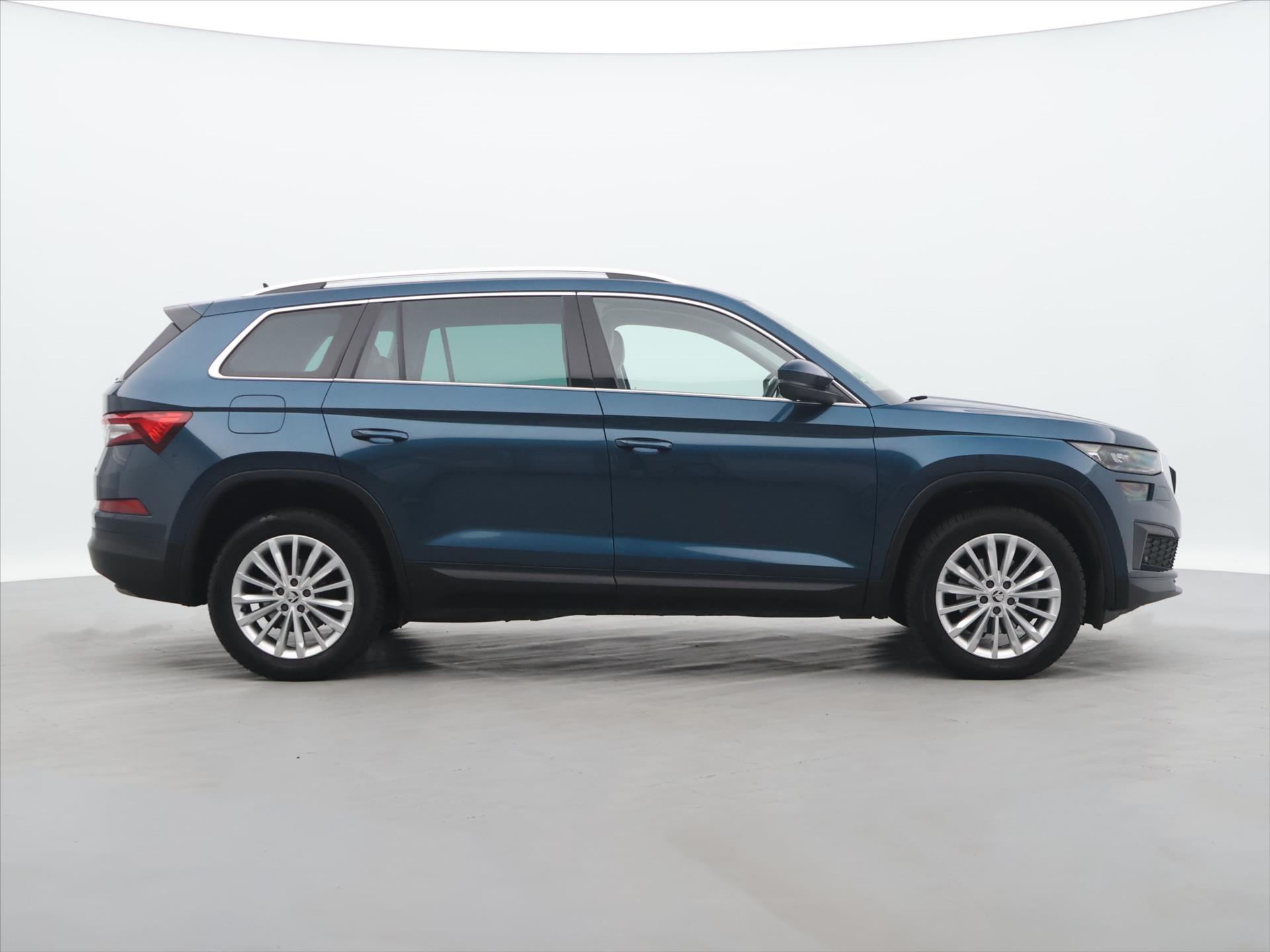 Škoda Kodiaq 4x4 2,0 110 kW DSG rok 2021, 164 957 km, Česko — foto 8 z 47