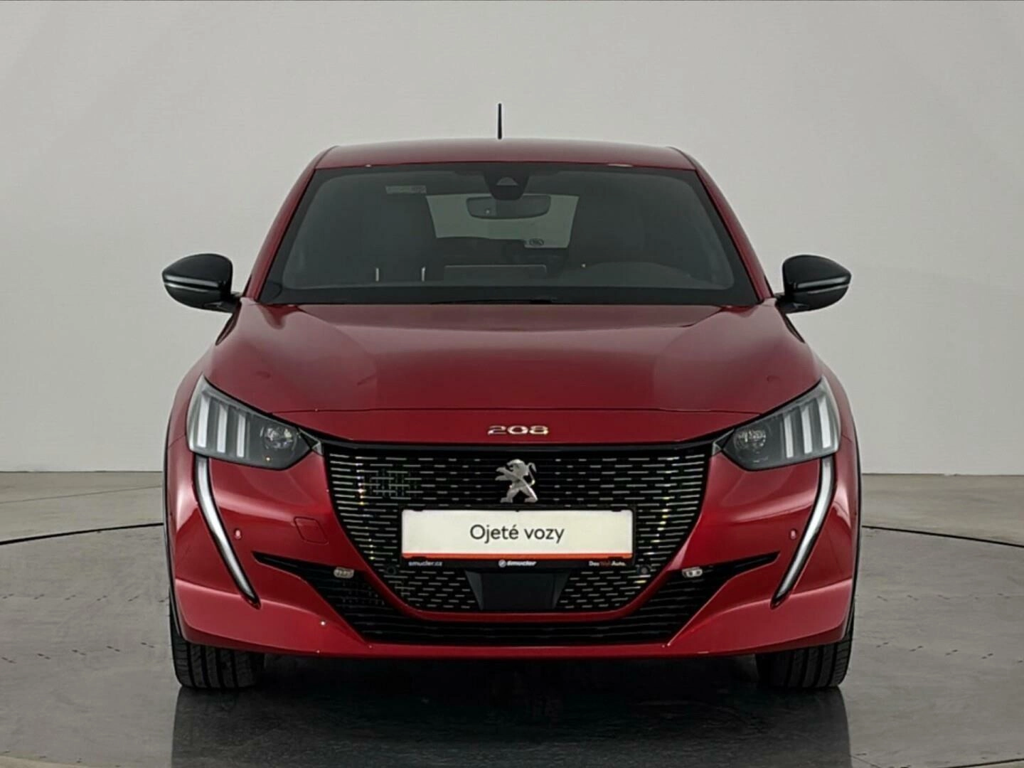 Peugeot 208 1.2 1,2 74 kW automat rok 2021, 54 627 km, Česko — foto 4 z 32