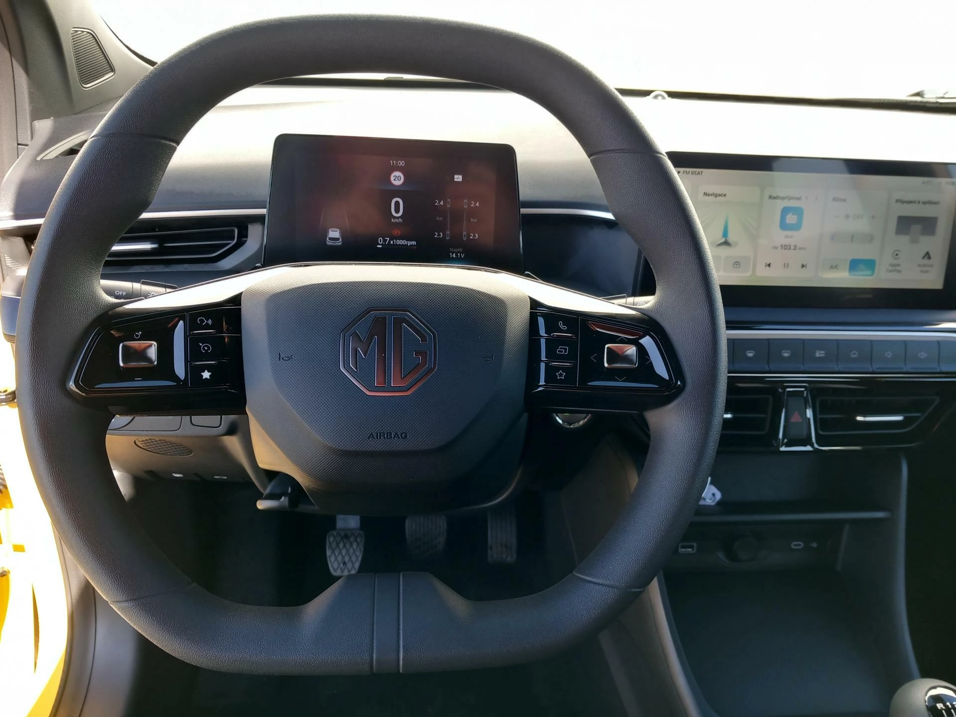 MG MG3 1.5 1,5 85 kW manual, 5 000 km, Česko — foto 11 z 23