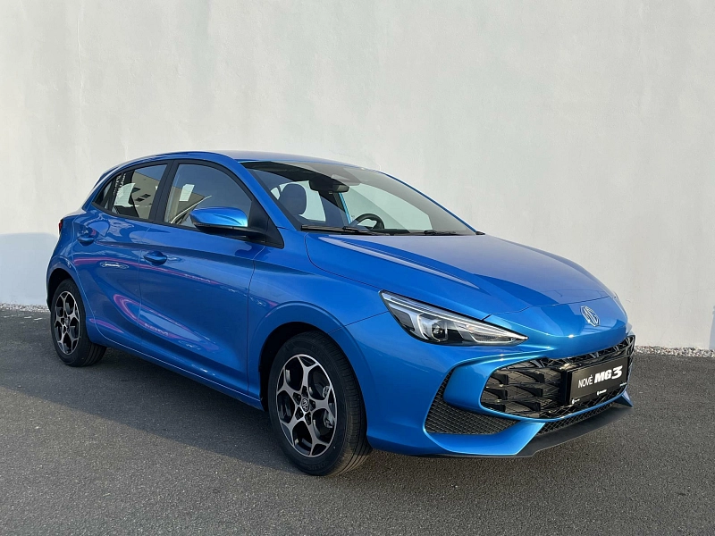 MG MG3 1.5 1,5 85 kW manual, Česko — foto 12 z 25