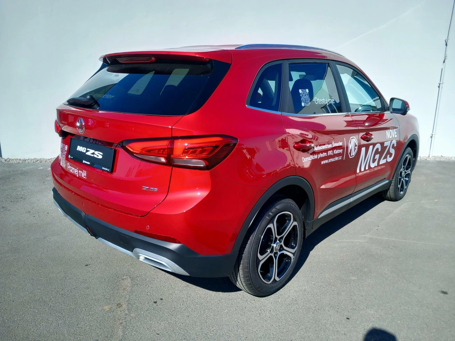 MG Zs VTi 1.5 1,5 85 kW manual, 10 000 km, Česko — foto 4 z 21
