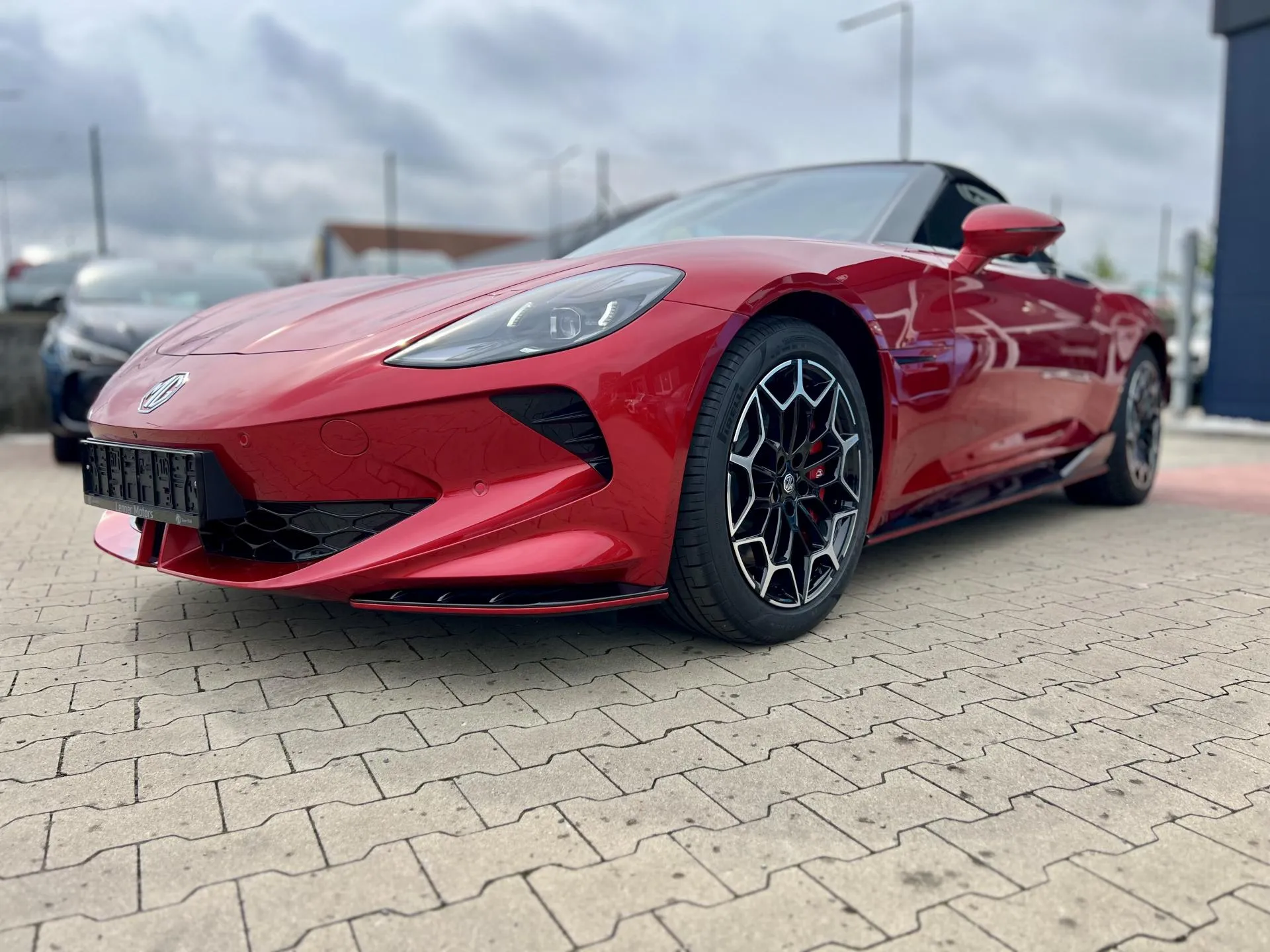 MG Osobní Cyberster 375 kW automat, Česko — foto 6 z 9