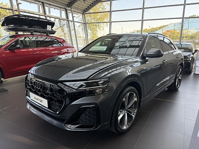 Audi q7, Česko — foto 7 z 16