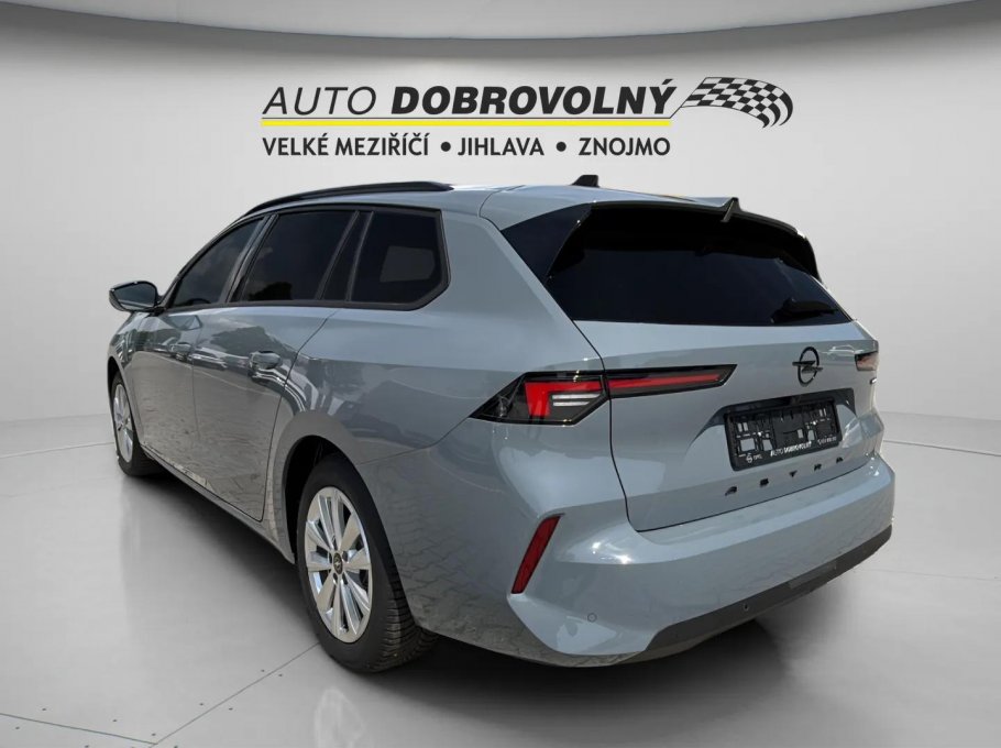 Opel Astra Edition St 1.2 T 107kW, Česko — foto 9 z 46