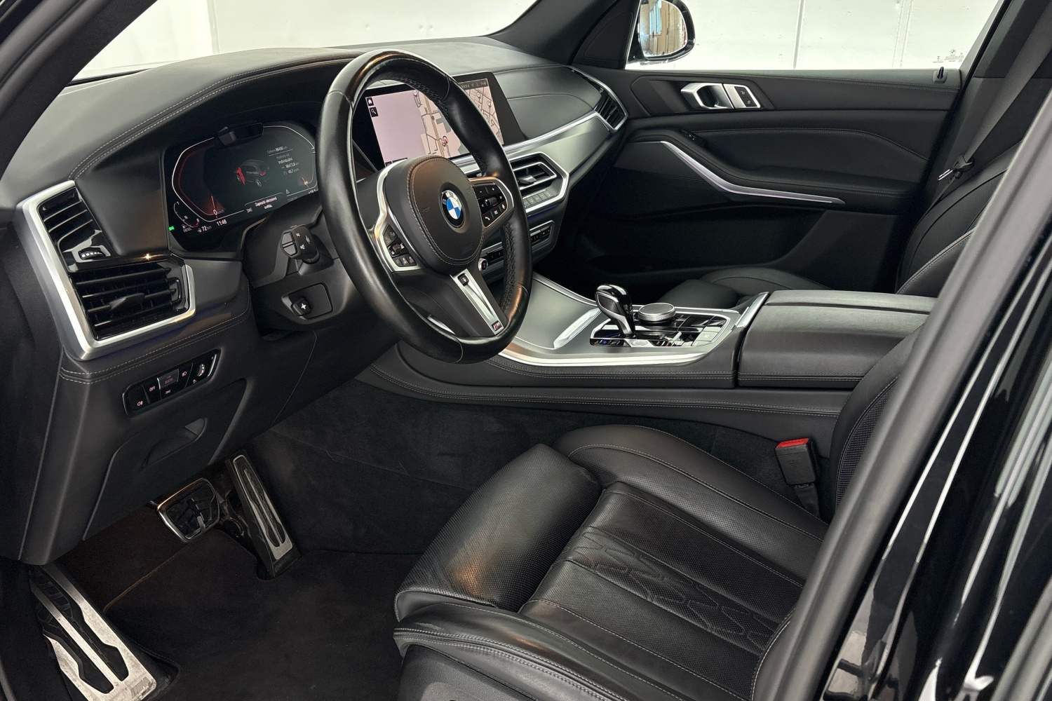 BMW Řady 1-8 3,0 286 kW automat, Česko — foto 6 z 29