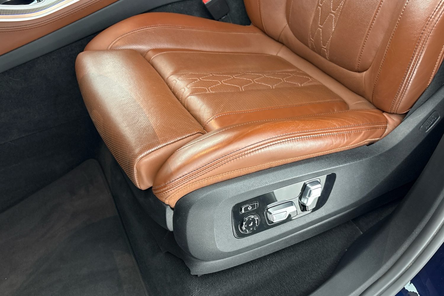 BMW x5 340 kW automatic, 88 872 km, Česko — foto 7 z 60