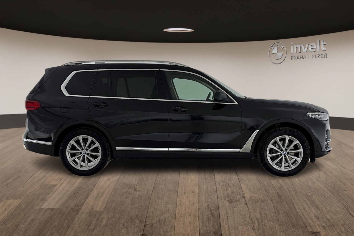 BMW x7 265 kW automatic, 174 319 km, Česko — foto 2 z 60