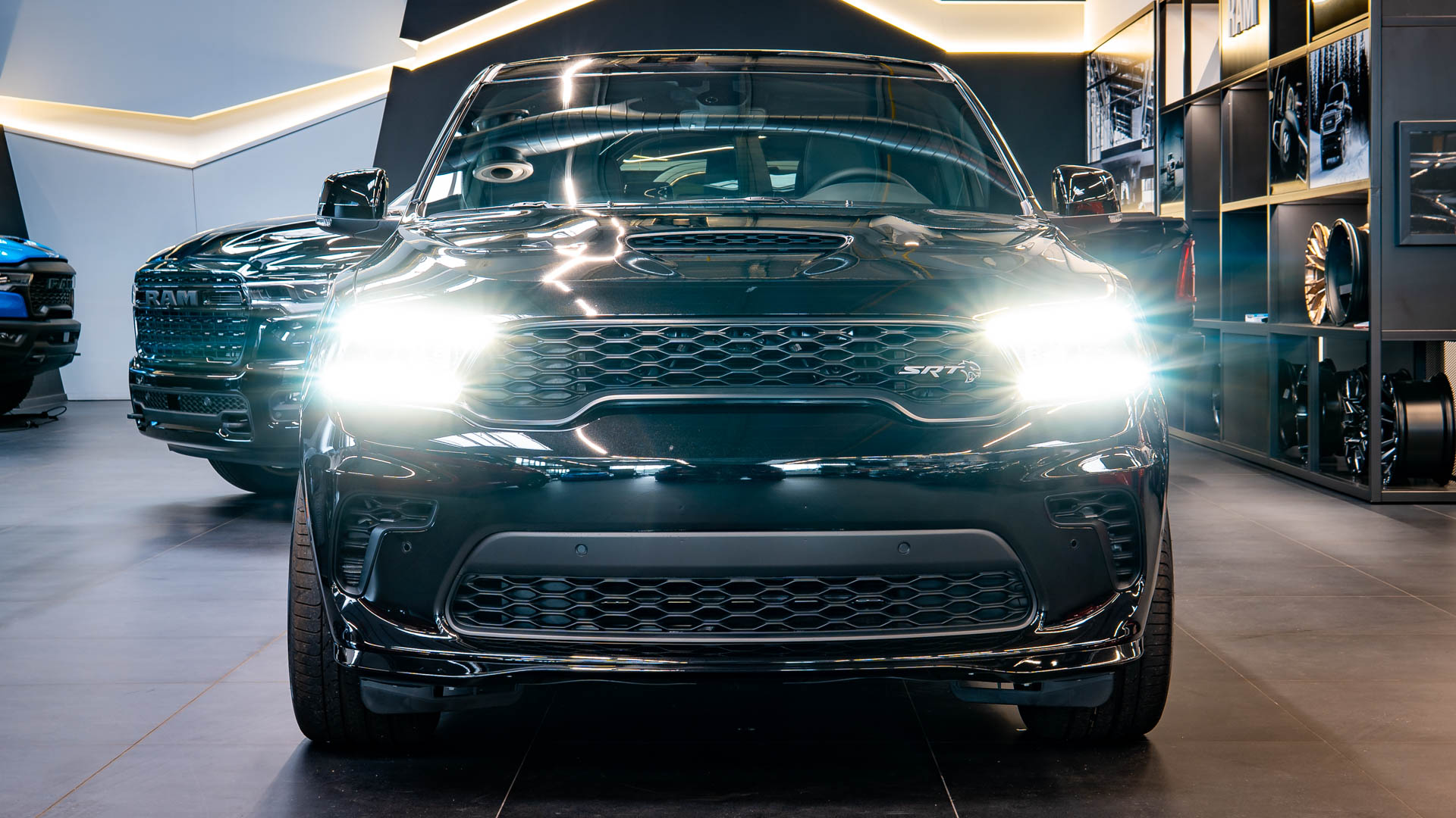 Dodge Durango Srt Hellcat 6.2 522 kW automat rok 2026, Česko — foto 11 z 60