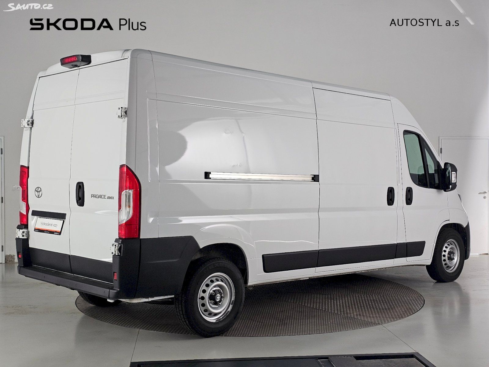 Vozy Proace Max 180k 2.2d 3.5 132 kW manuál, 10 122 km, Česko — foto 6 z 54