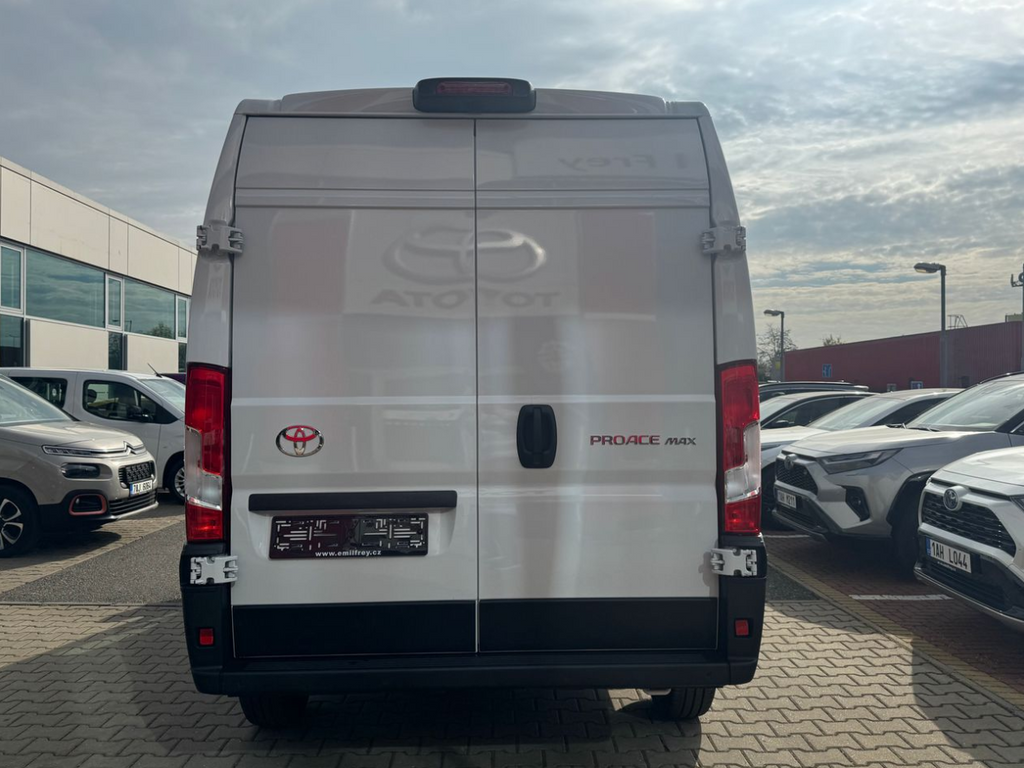 Toyota Proace Max v009789 2,2 manuál rok 2026, Česko — foto 4 z 13