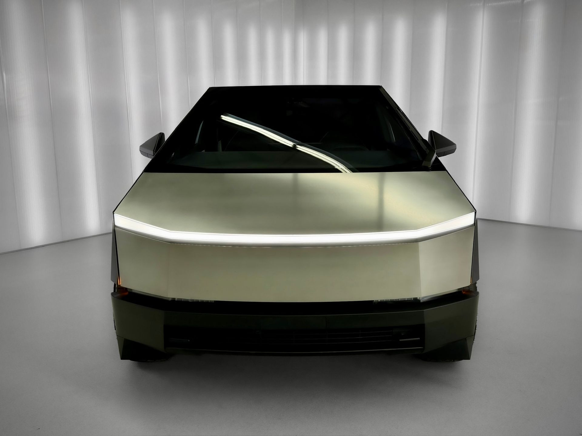 Tesla Cybertruck Awd Foundation 438 KW automat rok 2024, 610 km, Česko — foto 2 z 36