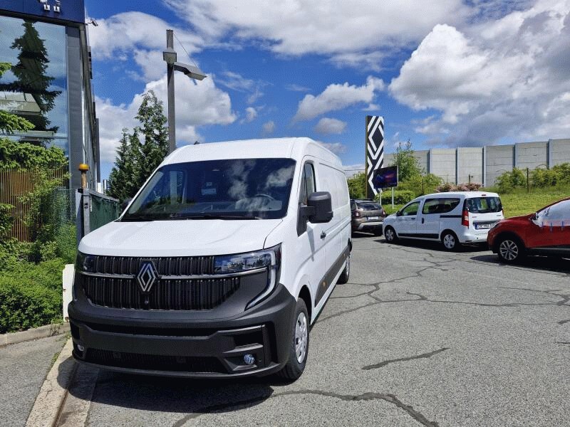 Renault Master 2,0 automat 110 kW rok 2026, 1 km, Česko — foto 2 z 19