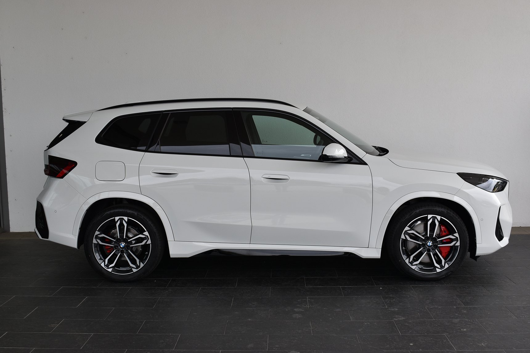 BMW x1 163 kW automat, 13 445 km, Česko — foto 3 z 60
