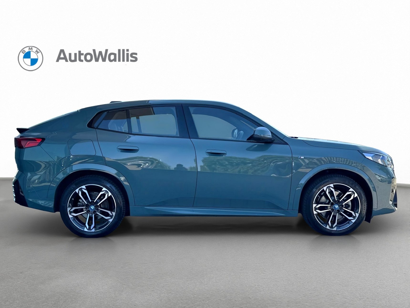 BMW iX2 306 kW automat, 33 677 km, Česko — foto 3 z 60