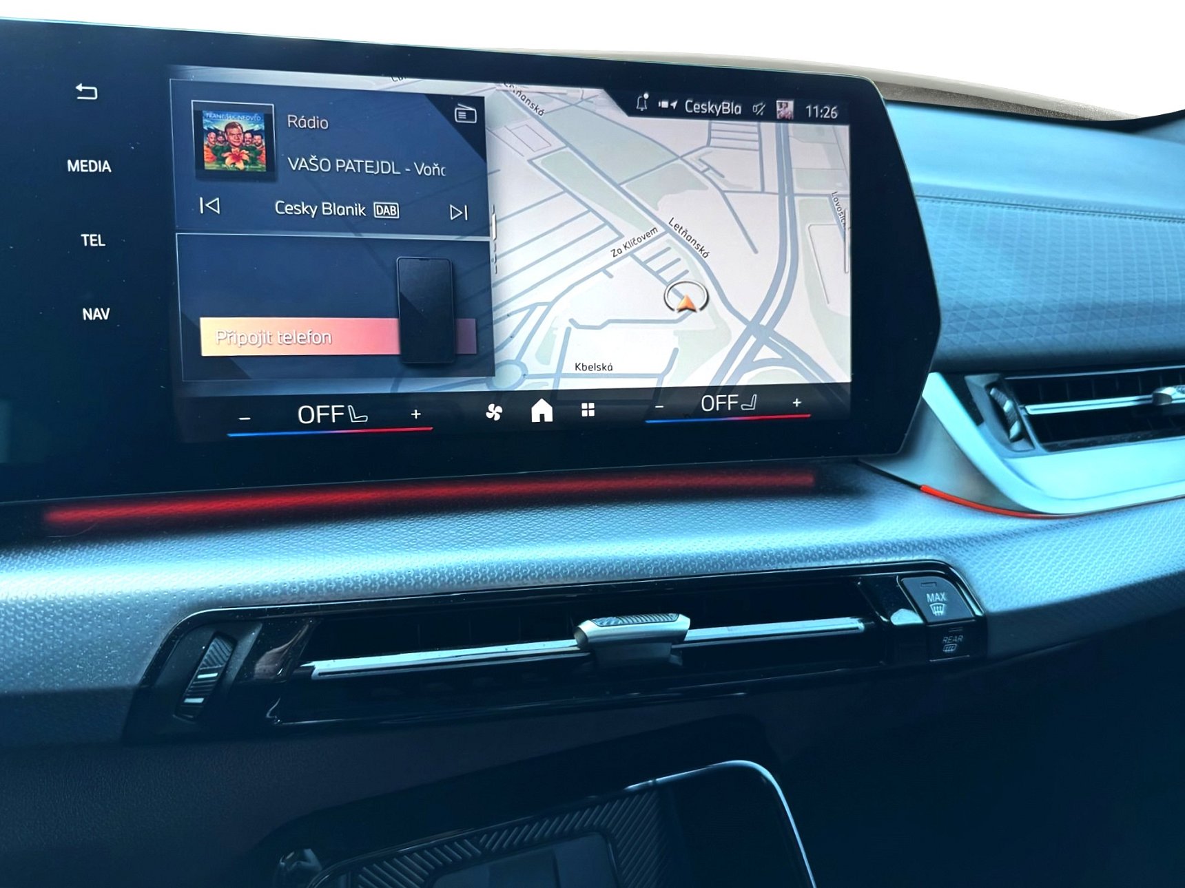 BMW iX2 306 kW automat, 33 677 km, Česko — foto 8 z 60
