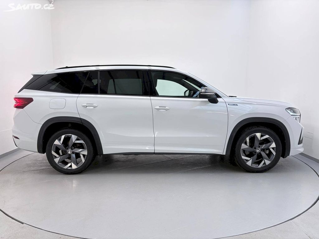 Škoda 4x4 2.0TDI 142kW 7DSG rok 2024, 30 794 km, Česko — foto 7 z 44