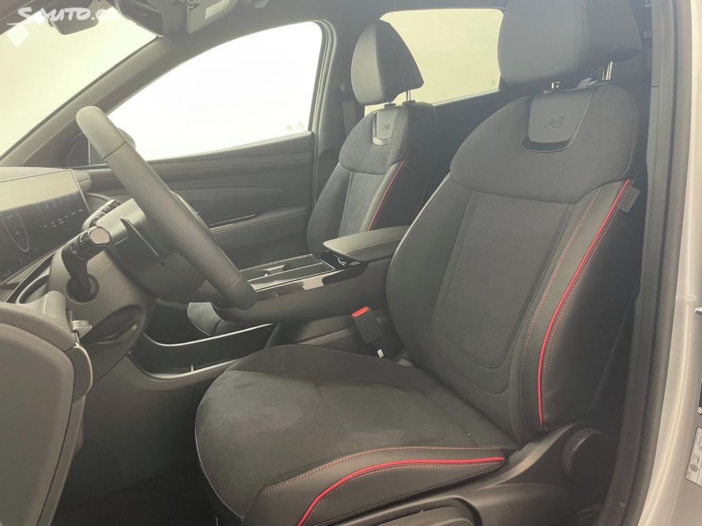 Hyundai Tucson 1 1,6 gdi 176 kW automatic rok 2026, 0 km, Česko — foto 14 z 20