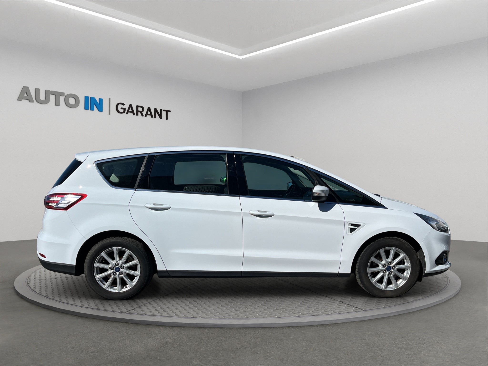 Ford S-max 1.5 121kw, Česko — foto 7 z 54