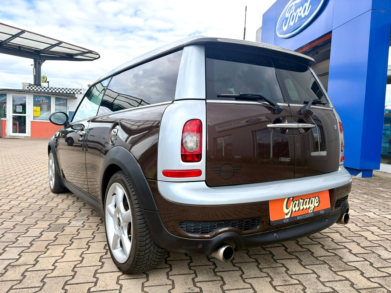 MINI Clubman Cooper 1.6t 128 kW, Česko — foto 11 z 32