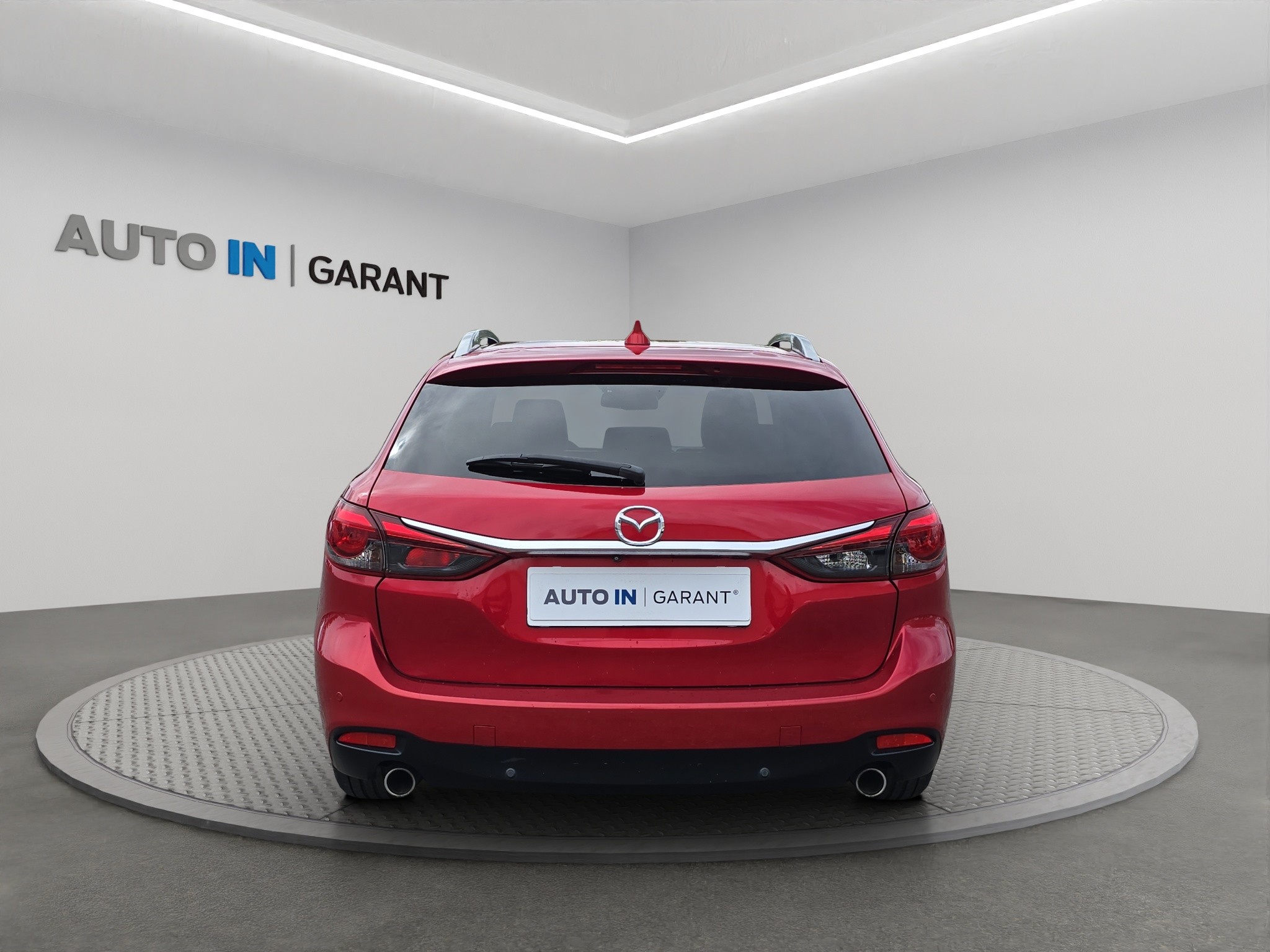 Mazda 6 2.2 2,2 129 kW, Česko — foto 11 z 60