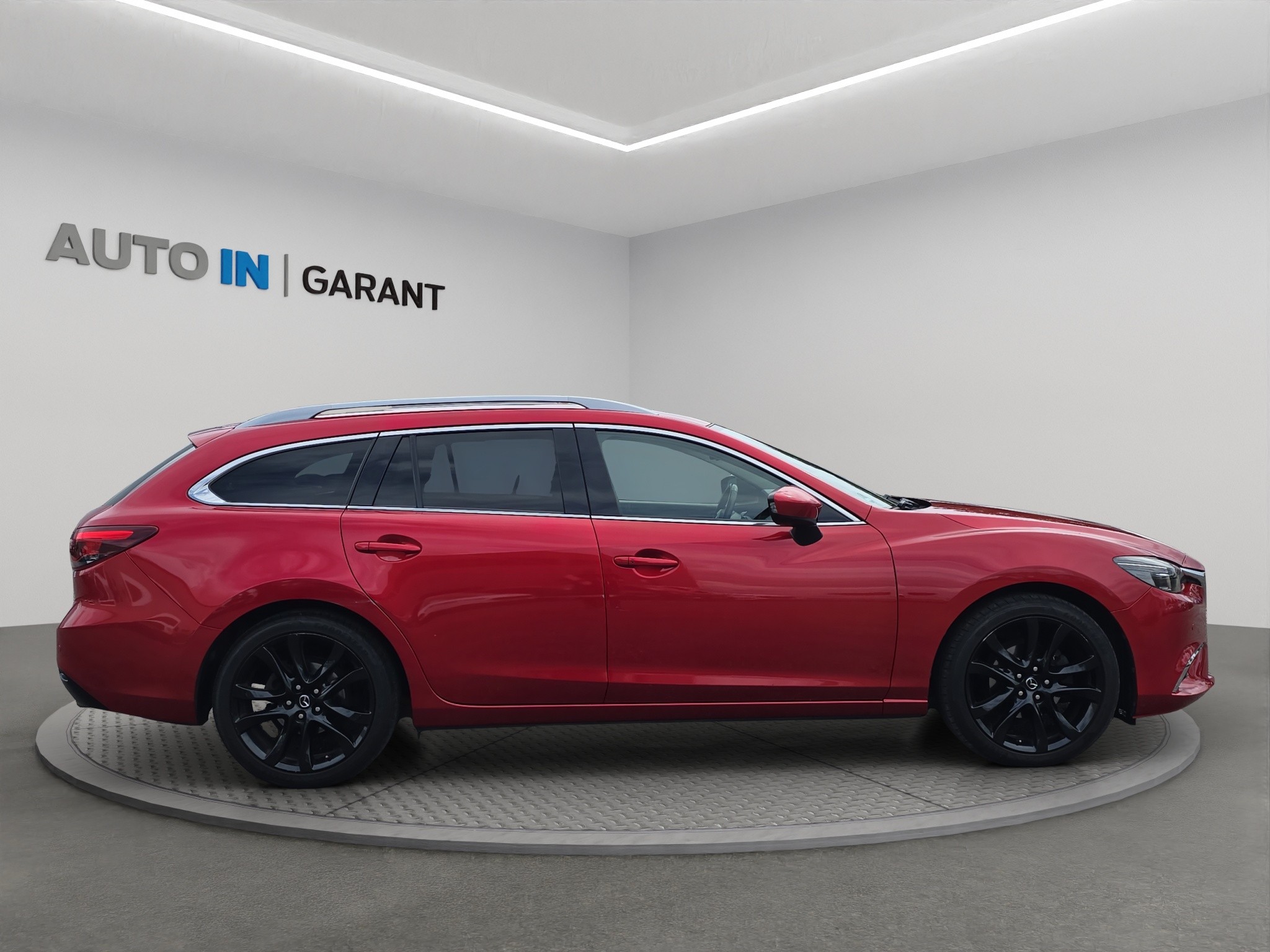 Mazda 6 2.2 2,2 129 kW, Česko — foto 7 z 60