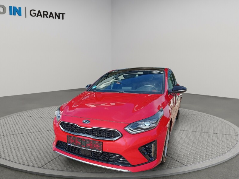 Kia ProCeed GT-Line, Česko — foto 2 z 32