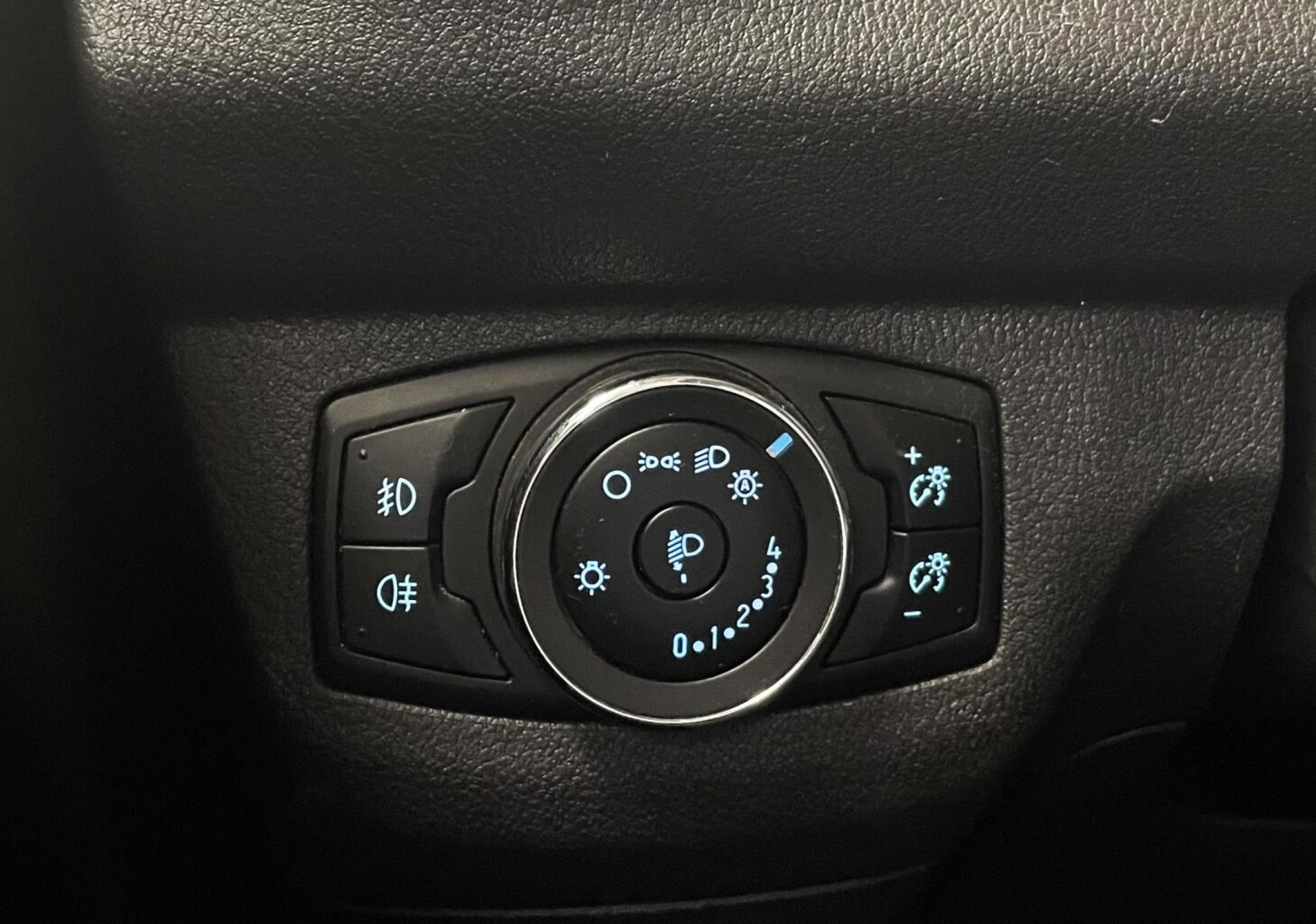 Brnocar Ihned 1.0 74 kW manual, Česko — foto 16 z 20