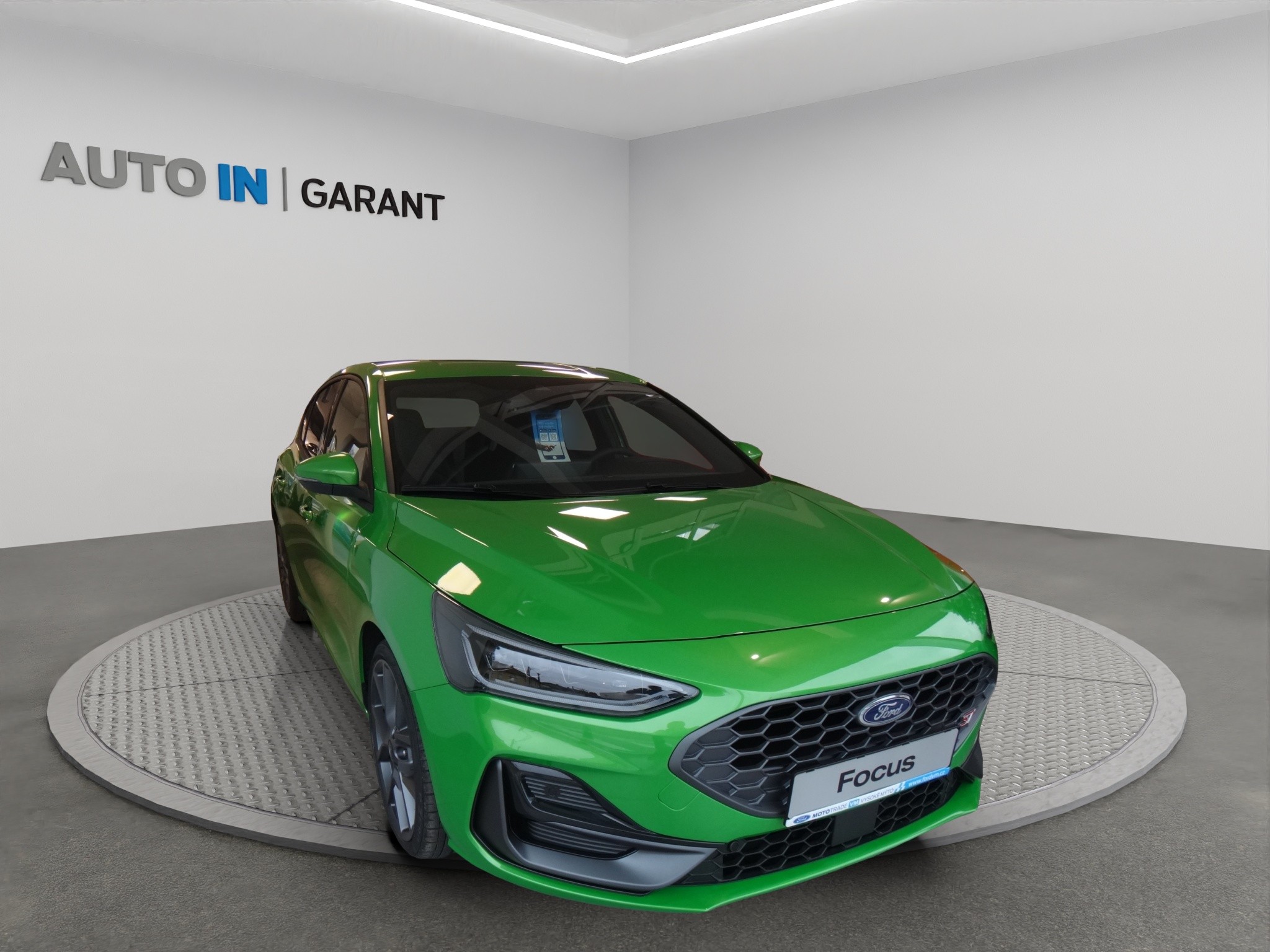 Ford Focus St X 2.3 206kW automat, Česko — foto 9 z 52