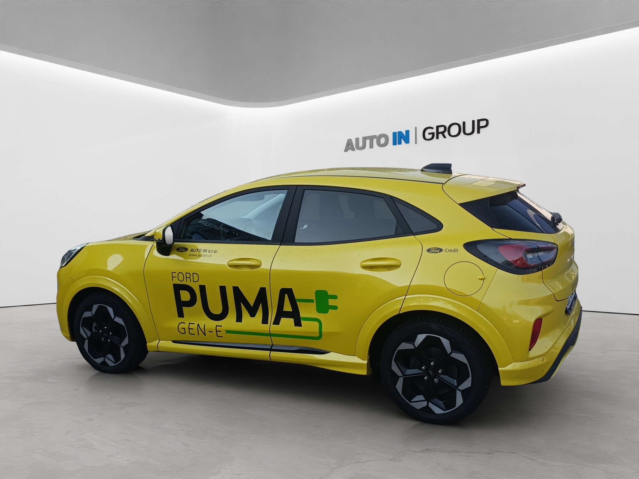 Ford Puma 43 kWh 123 kW, Česko — foto 7 z 28