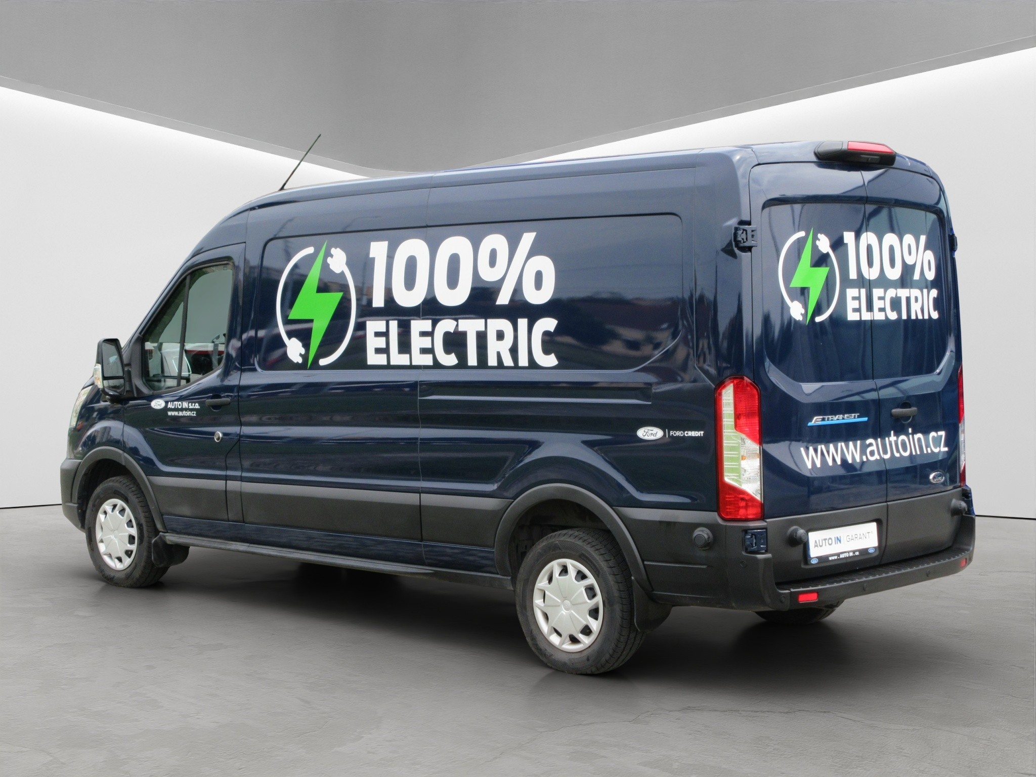 Ford Transit 68 kWh 198kW, Česko — foto 7 z 52
