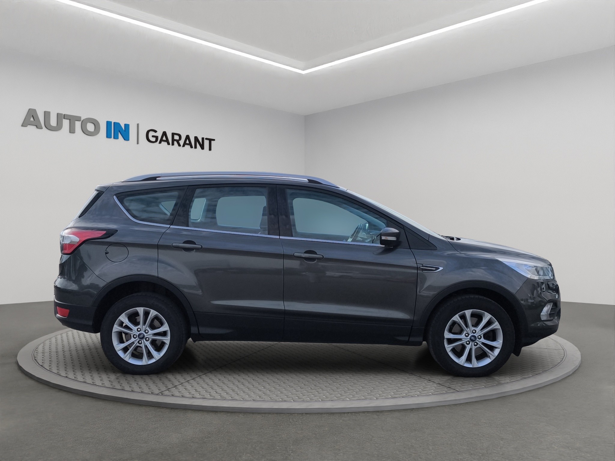 Ford Kuga Ci 4x4 2.0 TD 110kW, Česko — foto 7 z 56