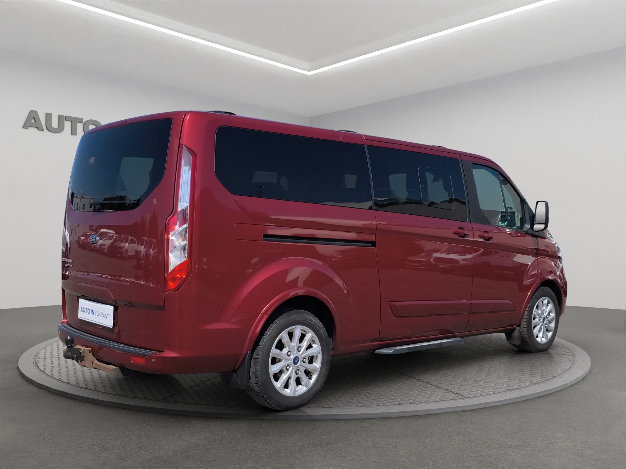 Ford Tourneo Custom l2 2.0 136kW, Česko — foto 9 z 58