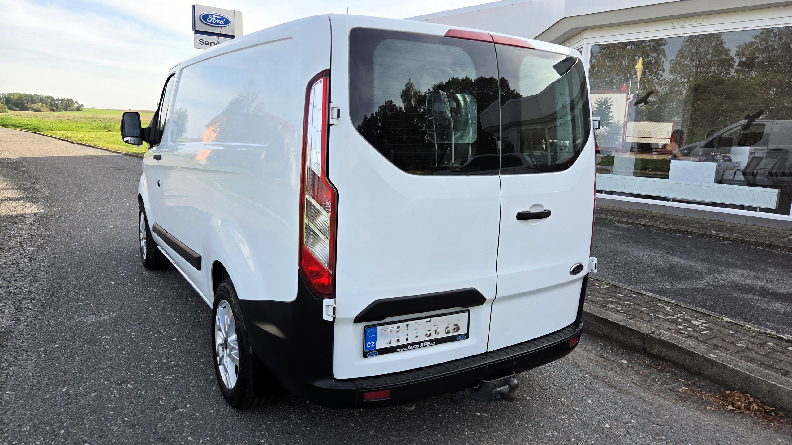 Ford Transit Custom, Česko — foto 7 z 37
