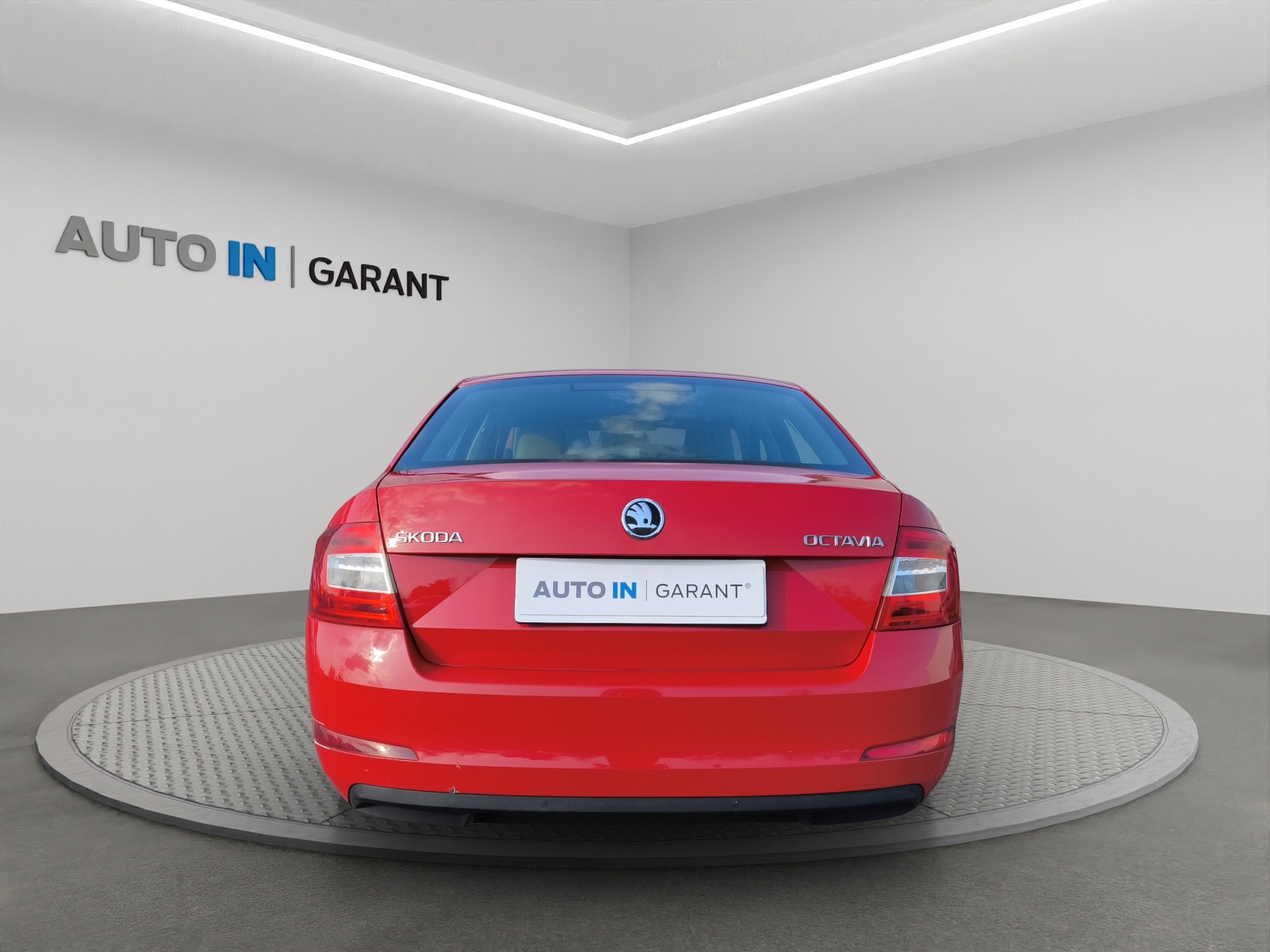 Škoda Octavia 1.6 TDI 77kw, Česko — foto 11 z 56