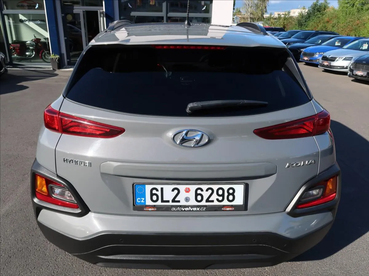 Hyundai 1,0 88 kW, Česko — foto 8 z 60