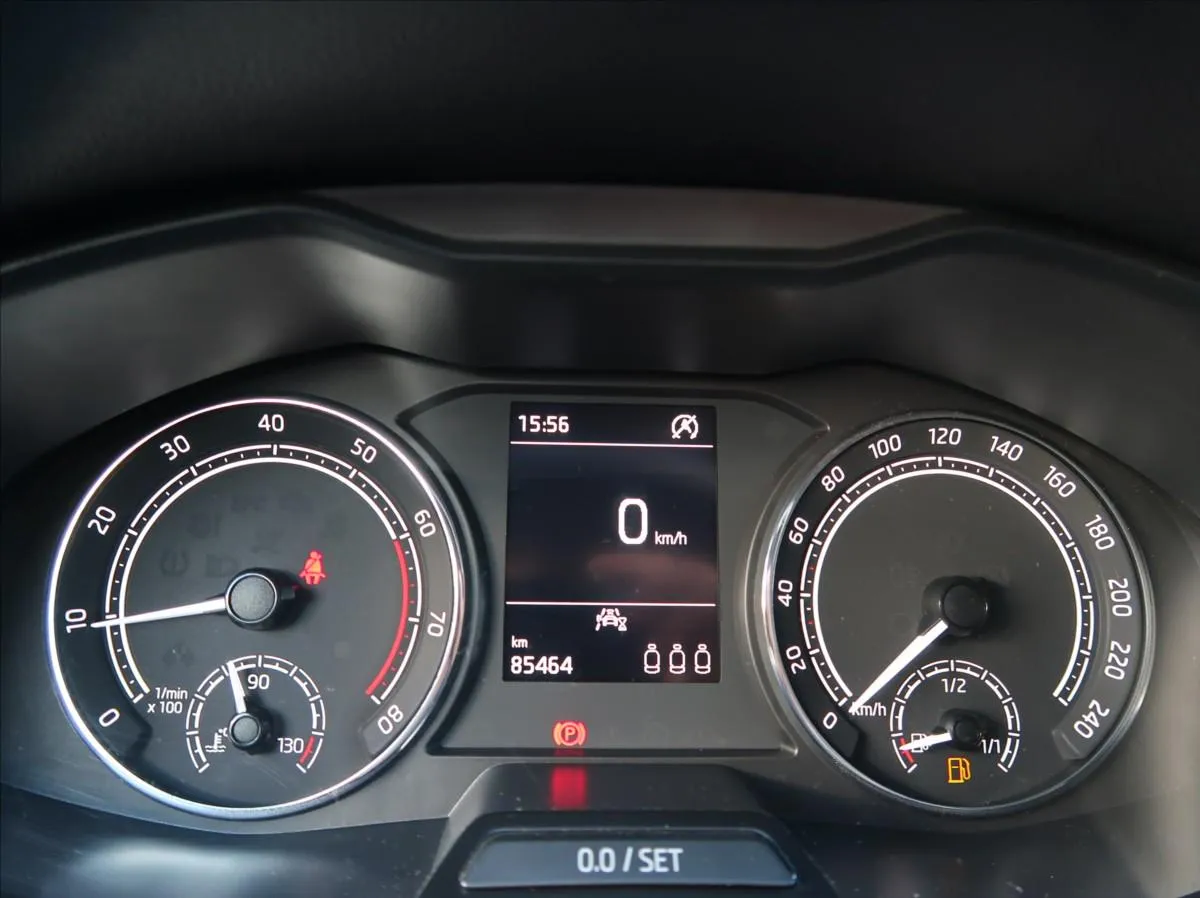 Škoda 1,0 81 kW, Česko — foto 11 z 54