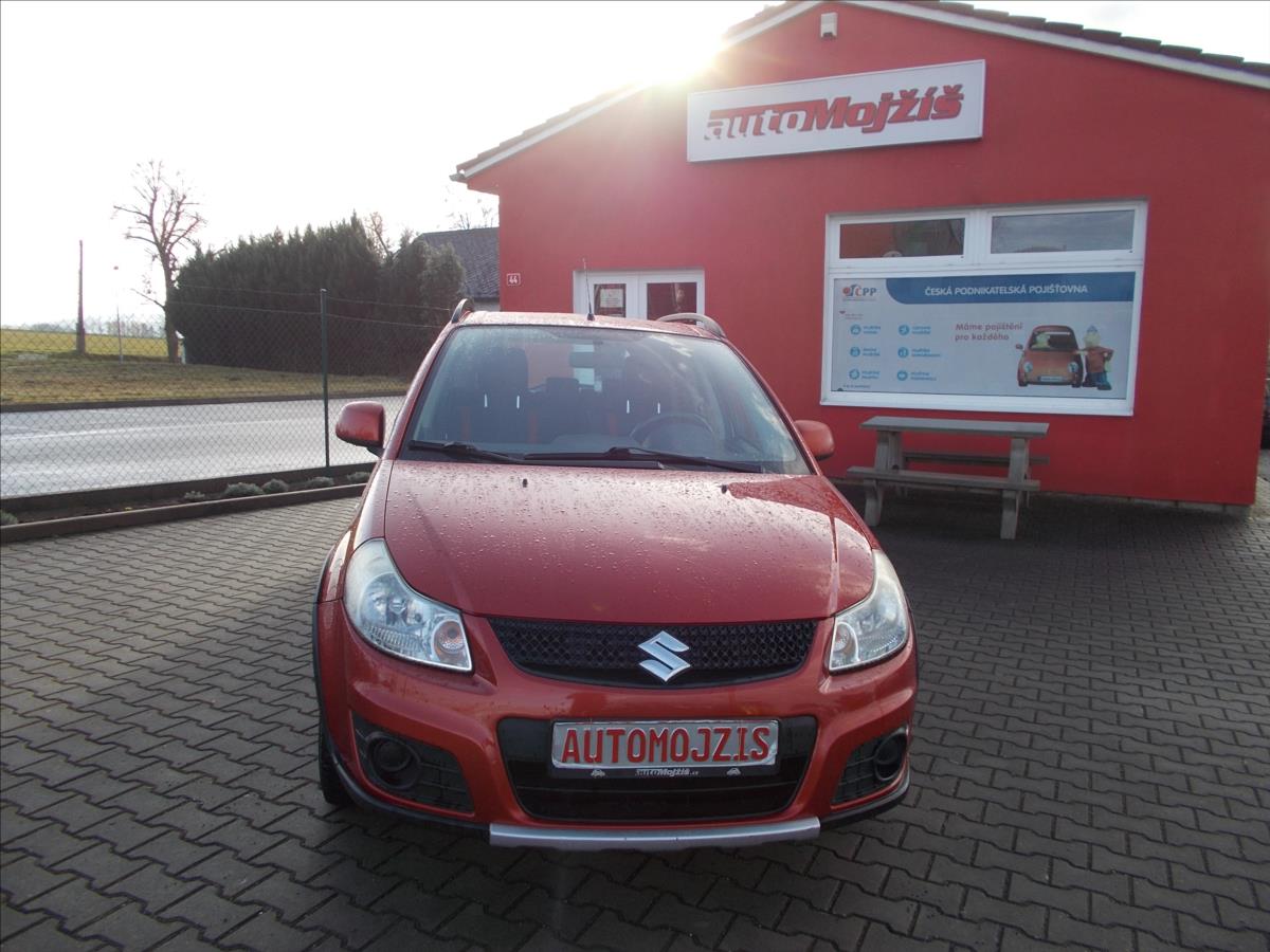 Suzuki SX4 1.6 1,6 88 kW manual rok 2011, 175 920 km, Česko — foto 2 z 34