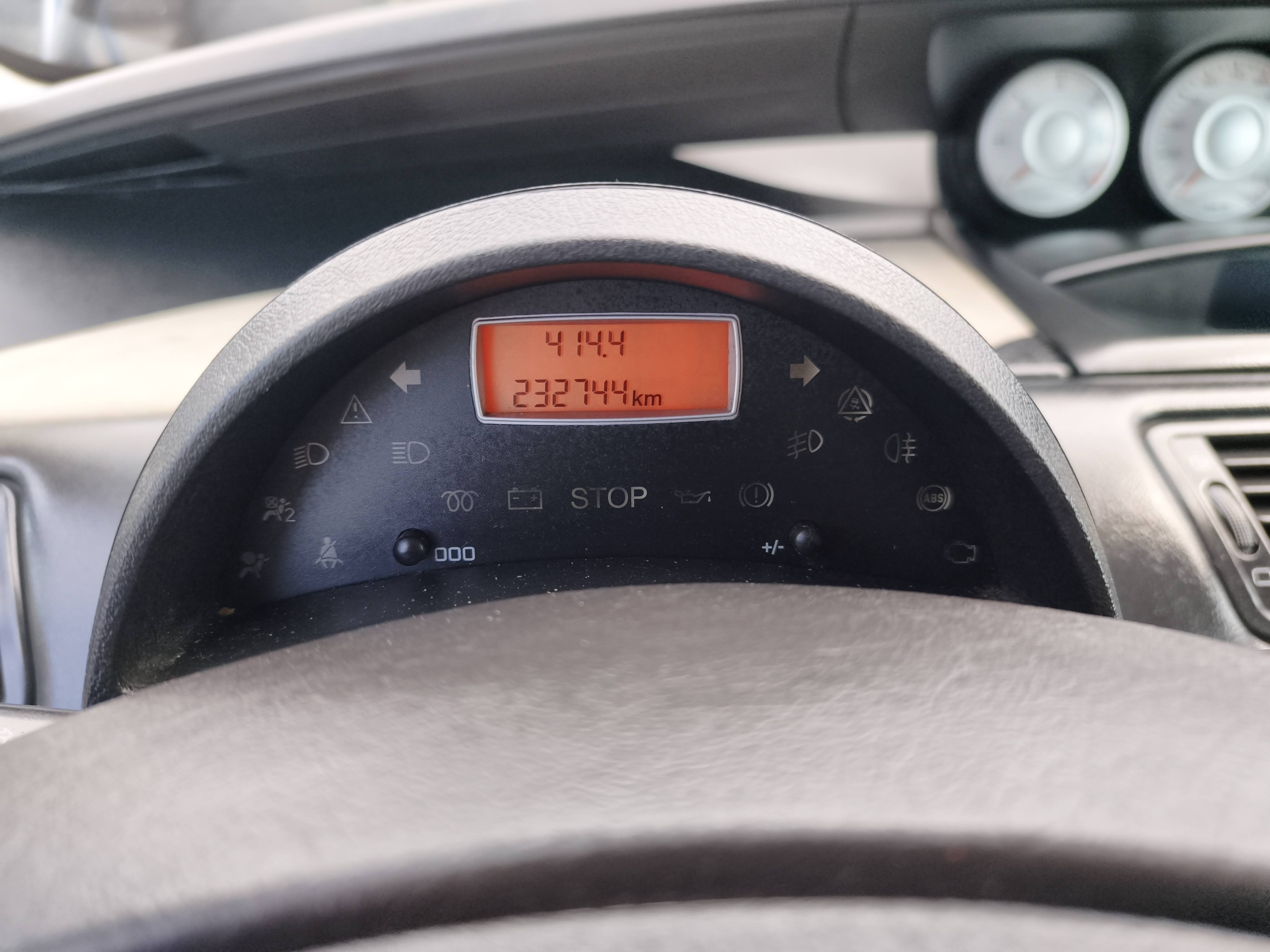 Citroen c8 2.0 HDi 100 kW manual rok 2014, 232 744 km, Česko — foto 14 z 42